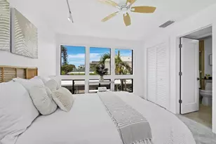 800 S Boulevard of the Presidents, Sarasota, FL 34236 - Photo 9