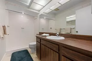 1235 Tallywood Dr, Sarasota, FL 34237 - Photo 25