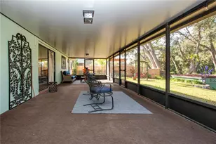 1606 Loghill Pl, Brandon, FL 33510 - Photo 37