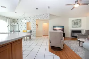 1606 Loghill Pl, Brandon, FL 33510 - Photo 15