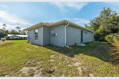 18386 Locklane Avenue, Port Charlotte, FL 33948 - Photo 27
