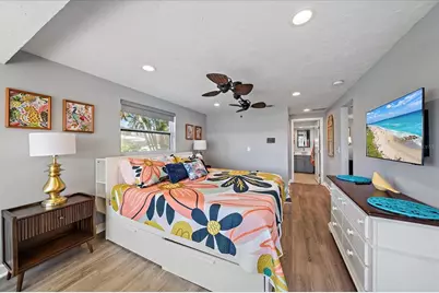 6841 Roxbury Drive, Sarasota, FL 34231 - Photo 21