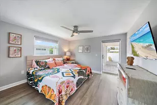 6841 Roxbury Dr, Sarasota, FL 34231 - Photo 23