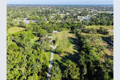 4855 Bliss Road, Sarasota, FL 34233 - Photo 3