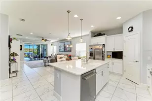 7735 Ridgelake Cir, Bradenton, FL 34203 - Photo 13