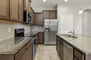 2651 Midnight Pearl Dr, Sarasota, FL 34240 - Photo 9