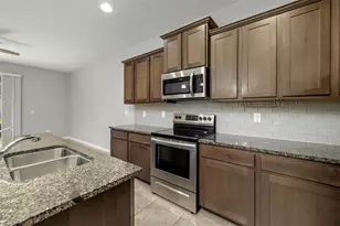 2651 Midnight Pearl Dr, Sarasota, FL 34240 - Photo 11