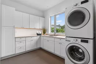 1617 Palmetto Ln, Sarasota, FL 34236 - Photo 45