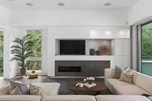 1617 Palmetto Ln, Sarasota, FL 34236 - Photo 15