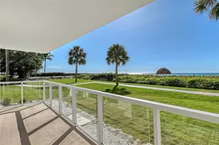 2425 Gulf Of Mexico Dr, Longboat Key, FL 34228 - Photo 23