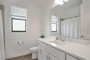 15906 Tradewind Ter, Lakewood Ranch, FL 34211 - Photo 25