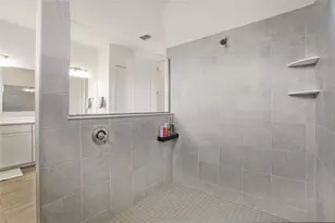 15906 Tradewind Ter, Lakewood Ranch, FL 34211 - Photo 21