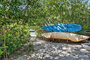 6851 Longboat Dr S, Longboat Key, FL 34228 - Photo 23