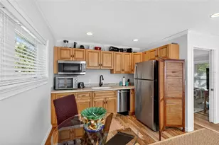 6851 Longboat Dr S, Longboat Key, FL 34228 - Photo 29