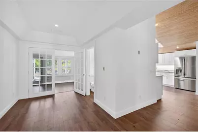 6851 Longboat Drive S, Longboat Key, FL 34228 - Photo 3