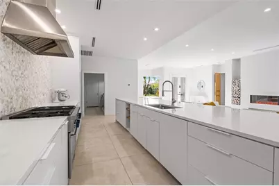 6669 Windjammer Place, Lakewood Ranch, FL 34202 - Photo 17