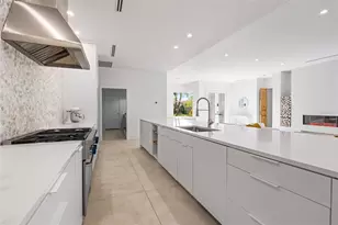 6669 Windjammer Pl, Lakewood Ranch, FL 34202 - Photo 17