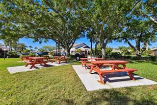 7301 29th Ave Dr W, Bradenton, FL 34209 - Photo 29