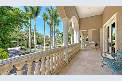 975 Whitakers Lane, Sarasota, FL 34236 - Photo 5