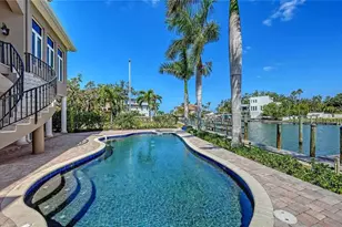975 Whitakers Ln, Sarasota, FL 34236 - Photo 43