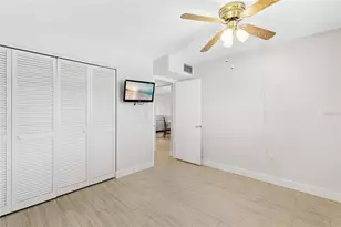 2300 Stickney Point Rd, Sarasota, FL 34231 - Photo 19