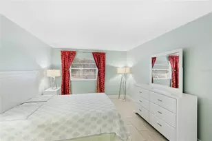 2300 Stickney Point Rd, Sarasota, FL 34231 - Photo 13