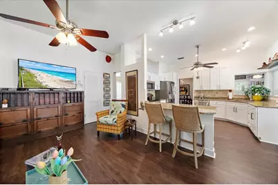 1713 Fiesta Drive, Sarasota, FL 34231 - Photo 19