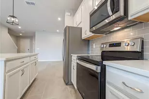 11977 Sky Acres Terrace, Bradenton, FL 34211 - Photo 9