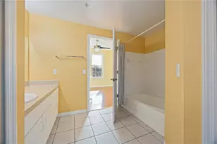 4134 Central Sarasota Pkwy, Sarasota, FL 34238 - Photo 19