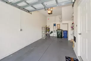 3685 Parkridge Cir, Sarasota, FL 34243 - Photo 21