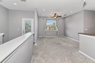 3685 Parkridge Circle #8-203, Sarasota, FL 34243 - Photo 7