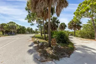 2105 39th St W, Bradenton, FL 34205 - Photo 65