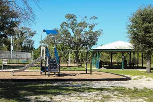 2105 39th St W, Bradenton, FL 34205 - Photo 51