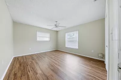 2105 39th Street W, Bradenton, FL 34205 - Photo 31