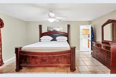 2105 39th Street W, Bradenton, FL 34205 - Photo 27