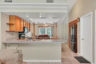 2105 39th St W, Bradenton, FL 34205 - Photo 15