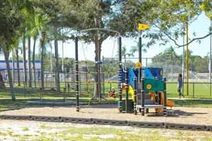 2105 39th St W, Bradenton, FL 34205 - Photo 55