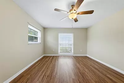 2105 39th Street W, Bradenton, FL 34205 - Photo 29