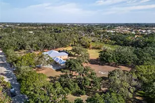 6677 Mandarin Rd, Sarasota, FL 34238 - Photo 49