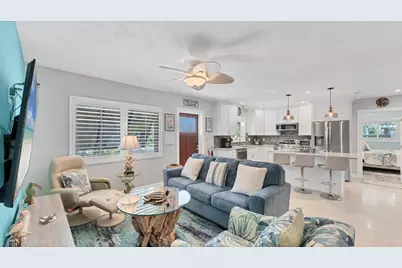 154 Crescent Drive, Anna Maria, FL 34216 - Photo 15