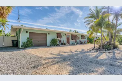 154 Crescent Drive, Anna Maria, FL 34216 - Photo 7