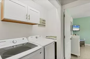 154 Crescent Dr, Anna Maria, FL 34216 - Photo 47