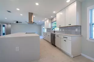 5114 36th Ave Dr W, Bradenton, FL 34209 - Photo 7