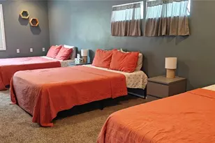 1016 Rhodes Ave, Sarasota, FL 34237 - Photo 11