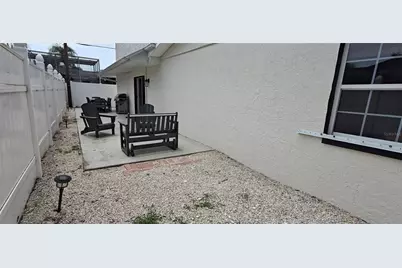 1016 Rhodes Avenue, Sarasota, FL 34237 - Photo 7