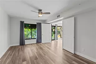 5618 Ashton Lake Dr, Sarasota, FL 34231 - Photo 9