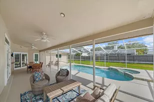 4424 Diamond Cir W, Sarasota, FL 34233 - Photo 29