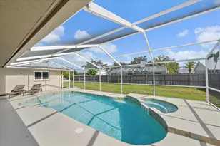 4424 Diamond Cir W, Sarasota, FL 34233 - Photo 39