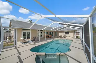 4424 Diamond Cir W, Sarasota, FL 34233 - Photo 31