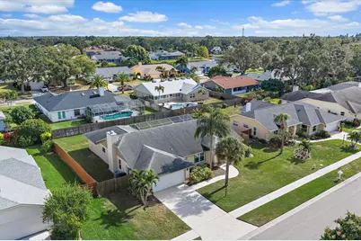 4424 Diamond Circle W, Sarasota, FL 34233 - Photo 21